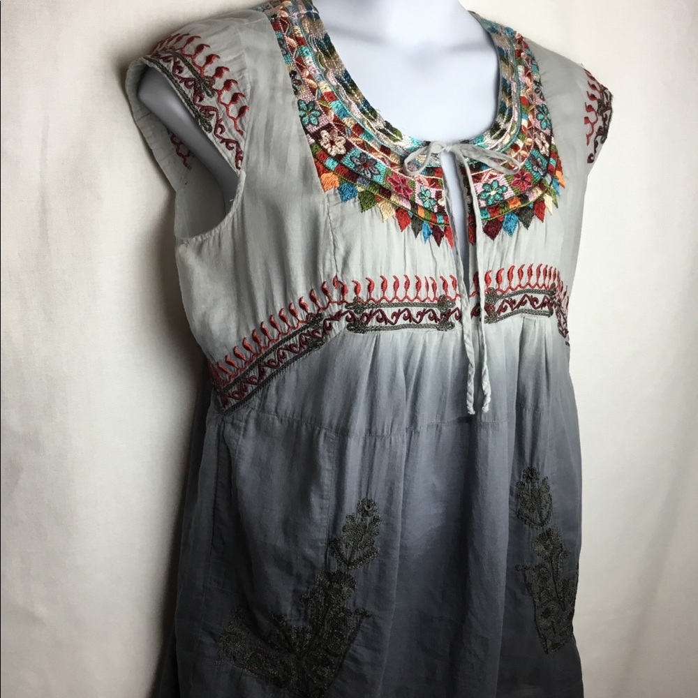 Sundance top